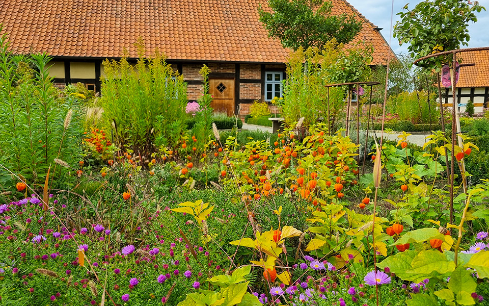 Bauerngarten vor dem Kochs Hof